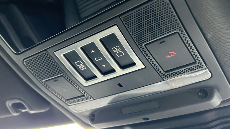 Land Rover Discovery 3.0 D350 Dynamic HSE 5dr Auto Diesel Station Wagon